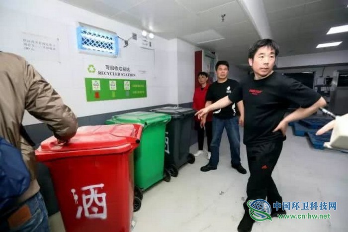 上海突击检查生活垃圾分类情况 两家知名商场被责令整改！