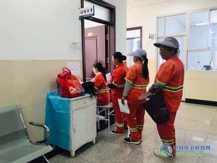 河北怀来县住建局环卫处组织800余名一线工人进行健康体检