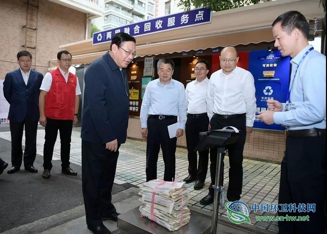 《上海市生活垃圾管理条例》实施百日，李强再调研抓推进落实