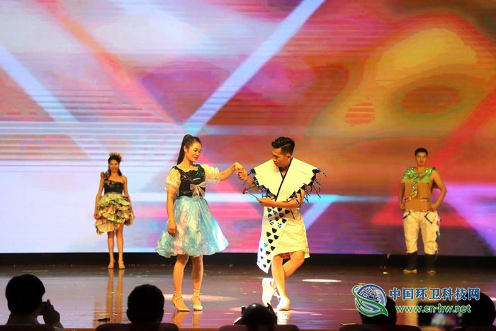 青秀区环卫站参加&ldquo;环卫工人展风采，垃圾分类我先行&rdquo;文化活动