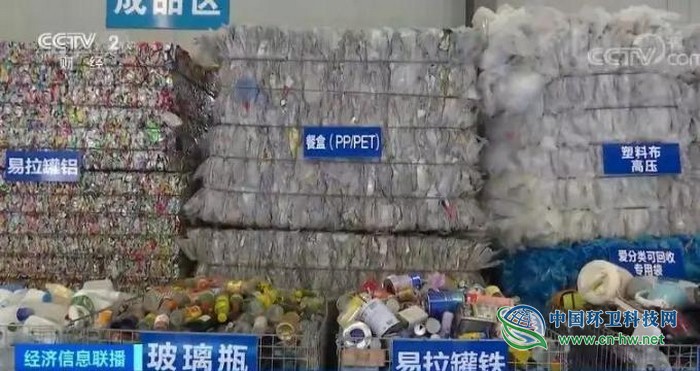 央视深度调查:你每天都在喝的咖啡,纸杯用完去哪了?纸质“杯具”,环保“悲剧”?