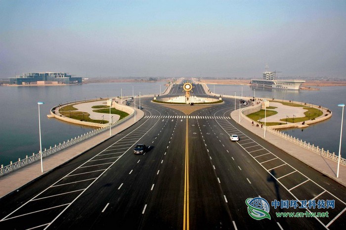 春沐风雨秋扫叶,夏战酷暑冬披雪——滨环人的“四季”之奋战落叶季