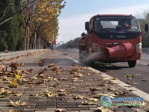 春沐风雨秋扫叶,夏战酷暑冬披雪——滨环人的“四季”之奋战落叶季