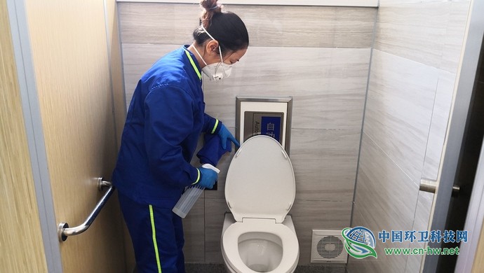 新冠病毒粪口传播,上海公共卫生间的清洁消毒情况怎么样?