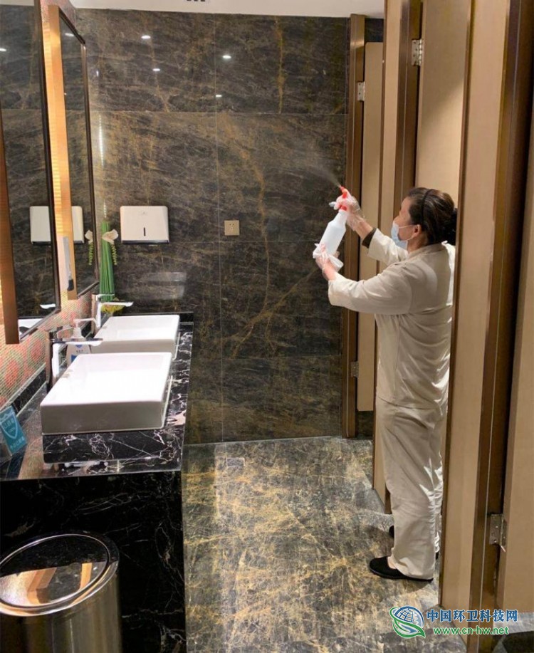 新冠病毒粪口传播,上海公共卫生间的清洁消毒情况怎么样