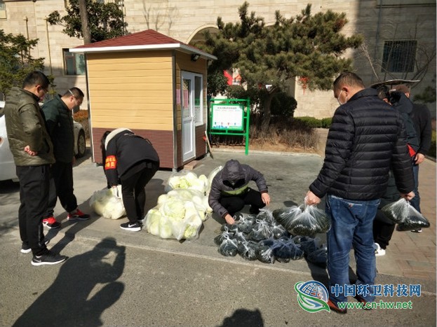 山东青岛：社区隔离难外出，垃圾一样能分类！