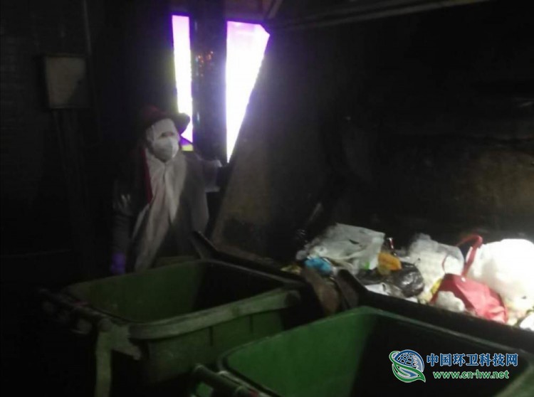 武汉一线环卫工人：我们每天都在直面危险，防护不足，请求关注！