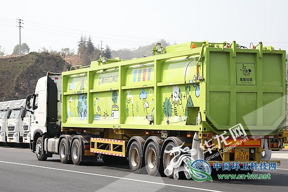 重庆：世界装载量最大环卫特种车投入使用