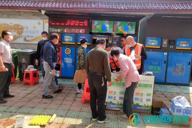武汉为垃圾分类按下“快进键”，鼓励个人和单位源头减量
