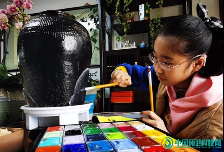 垃圾只是错位的资源，看宁波巧手少女如何用垃圾造出精美艺术品