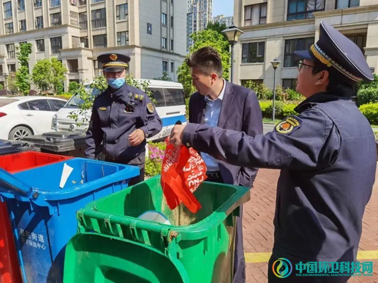 压实物业主体责任罚款动真格，垃圾分类执法既有“温度”也有“力度”