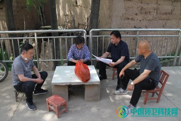 济源环卫处深入结对帮扶贫困户家中开展入户调查