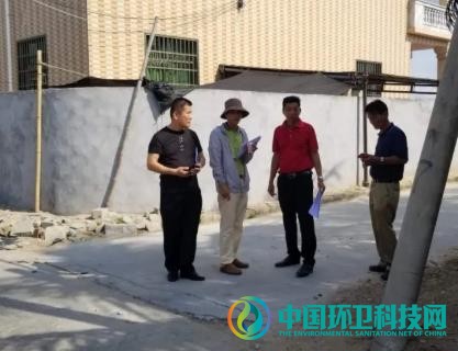 海南万宁市审计局驻联丰村乡村振兴工作队推动厕所革命