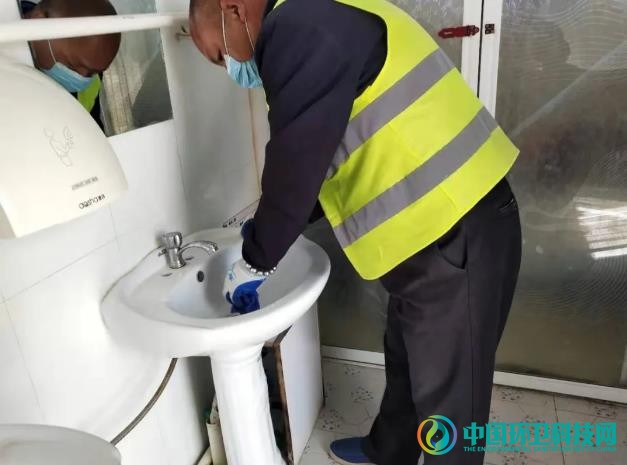 内蒙古乌兰察布市加强公厕管理