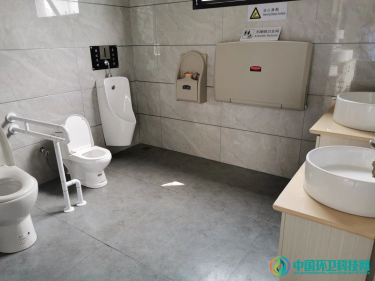 四川成都：新都厕所革命提升市民幸福感