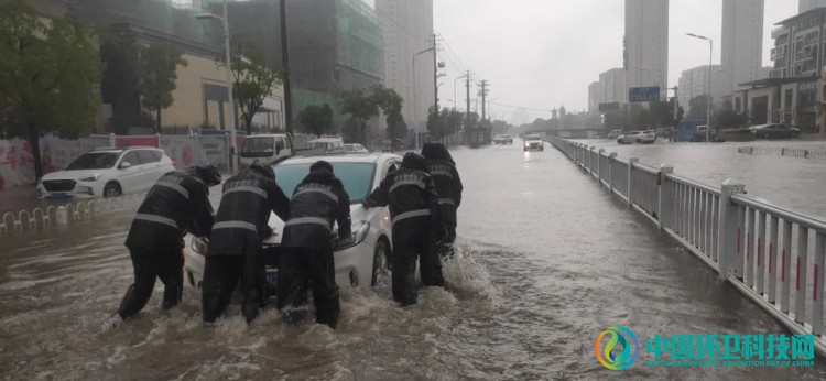 玉诚暴雨