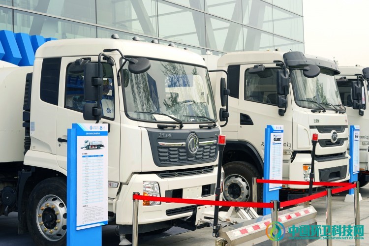 新方向、全布局！甘肃建投携新能源装备登场西安环卫展