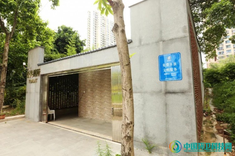 走进福建省漳州市“最美公厕”，认识“城市美容师”