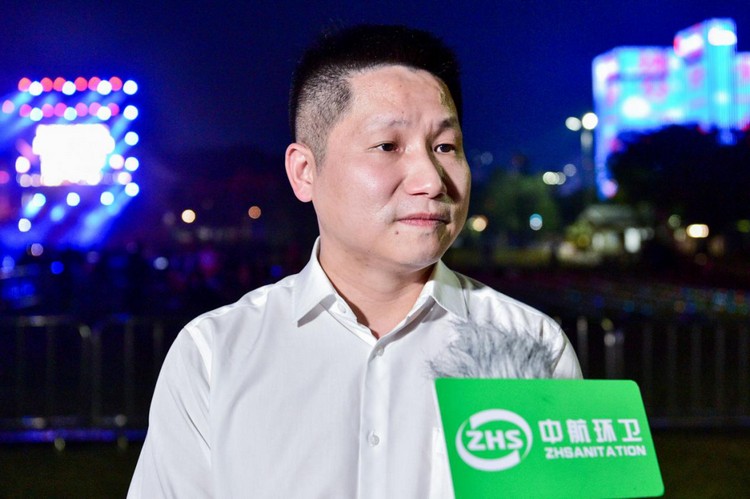 责任感、科技感，中航环卫打造地表最强环卫工人节嘉年华！