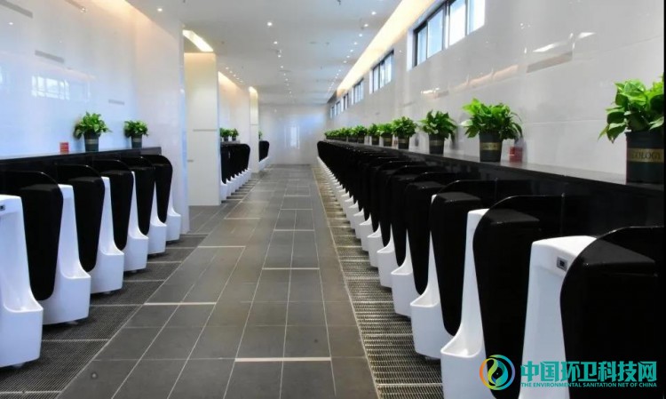 世界厕所日,带你参观广东高速服务区的星级厕所