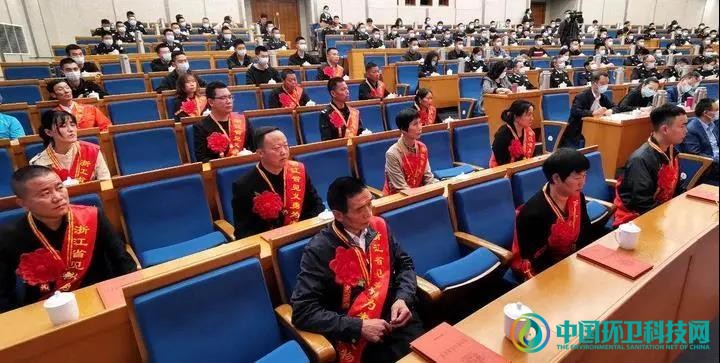 浙江省记一等功！环卫工人钟耿平，用平凡托起生命