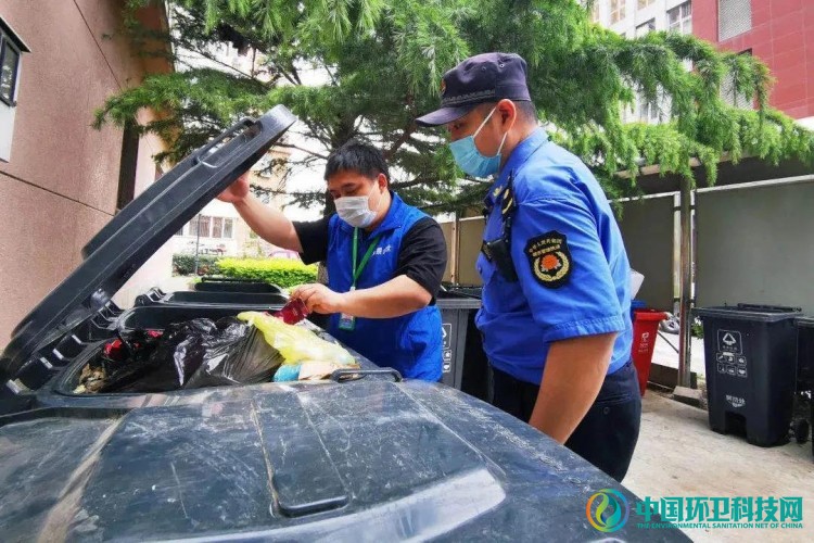 &ldquo;盯桶看站，专收专运&rdquo;，北京市西城区推进垃圾分类卓有成效