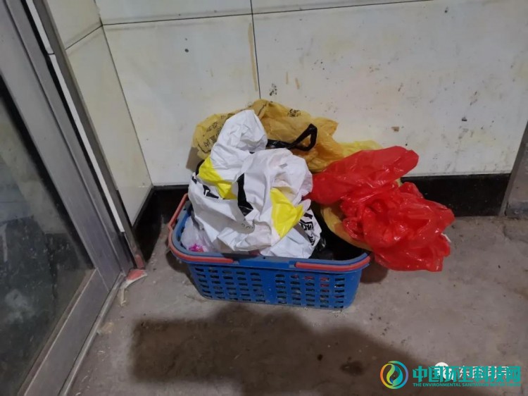 她来自云南，在婆家感受垃圾分类改变