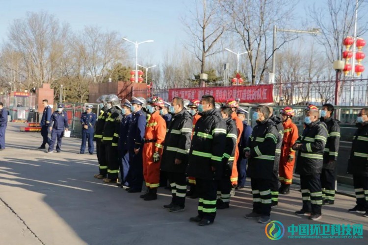 探索“消防+环卫”联勤新模式！北京延庆洒水车变身灭火车