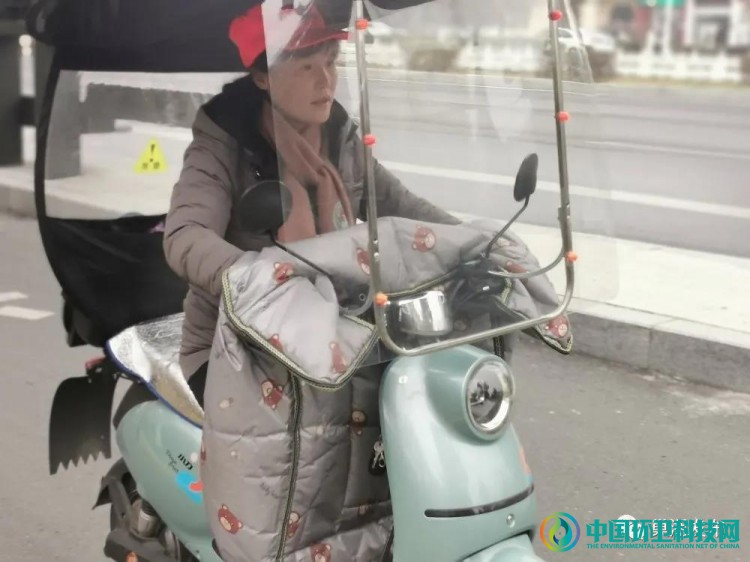 干最脏的活,写最美的诗——巢湖环卫诗人吴根蔓