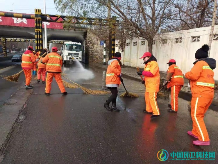 河南济源：扮靓城市迎新年，环卫清洁庆元旦