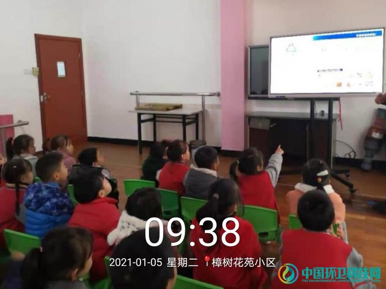 ＂垃圾分类、举手之劳"宣传活动走进江西宜春幼儿园
