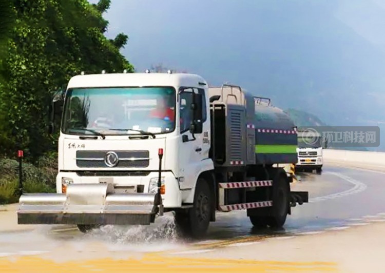 专访中航环卫工友：守望春节，奋战前线，温暖一座城！