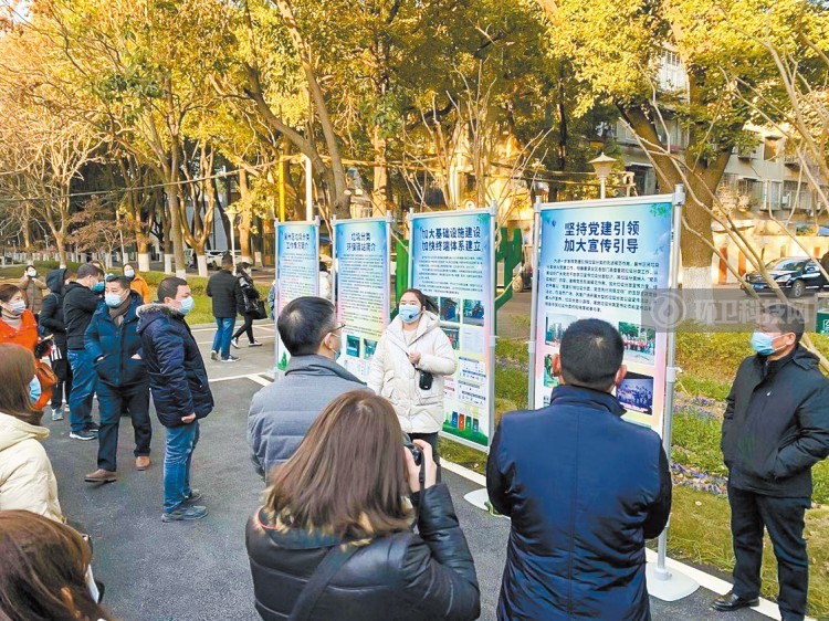 湖北襄阳：垃圾分类环保驿站获市民点赞！