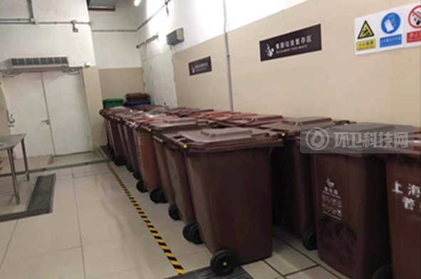 陆家嘴的摩天大楼如何垃圾分类？上海中心大厦给出了答案