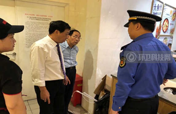 陆家嘴的摩天大楼如何垃圾分类?上海中心大厦给出了答案