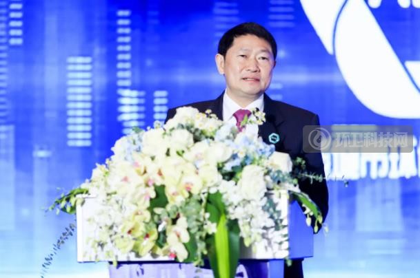 三峰集团董事长_慧峰集团董事长王铁成