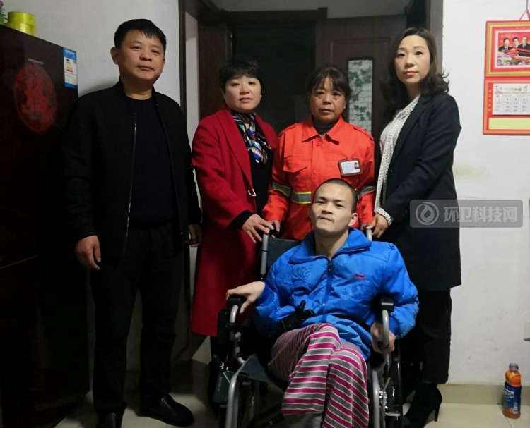 环卫巾帼吴春英
