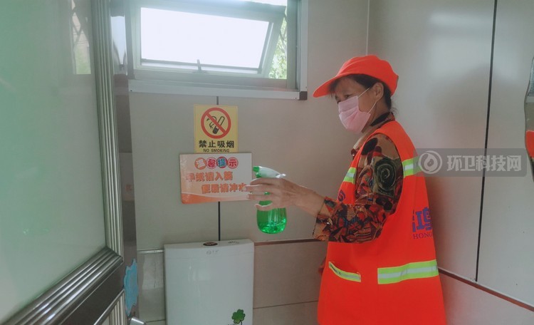  河南驻马店全力守住环卫阵地 打赢疫情防控阻击战